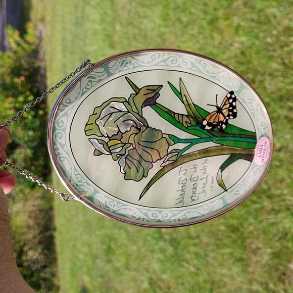 Amia Hanging Suncatcher Flowers w/Butterfly 6 7/8inLx5 1/3in.W+Chain,GUC - Picture 2 of 8